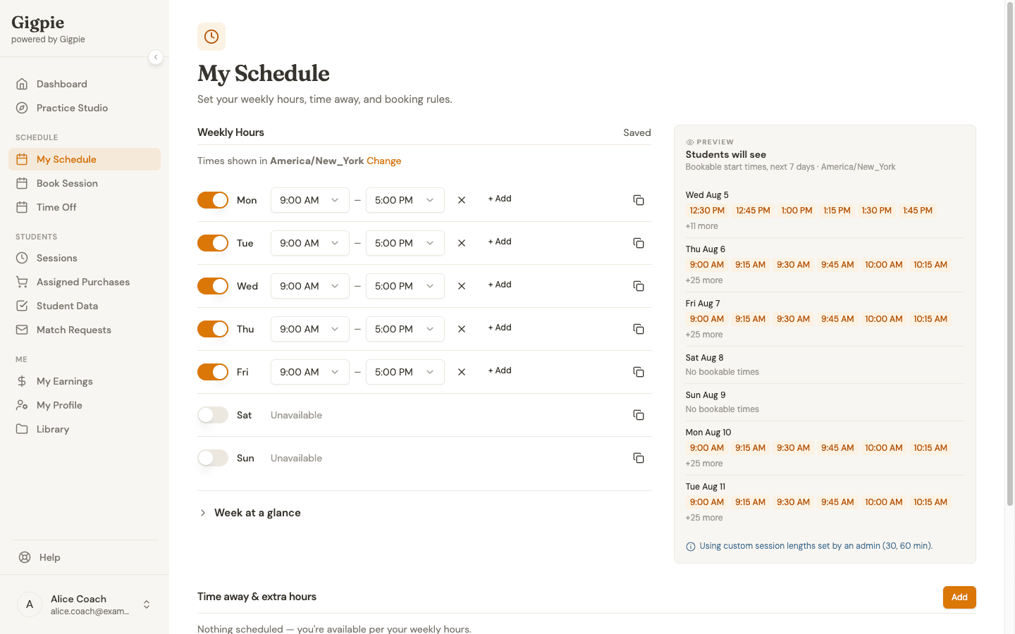 Gigpie's coach availability editor showing weekly hours with a live preview of bookable times